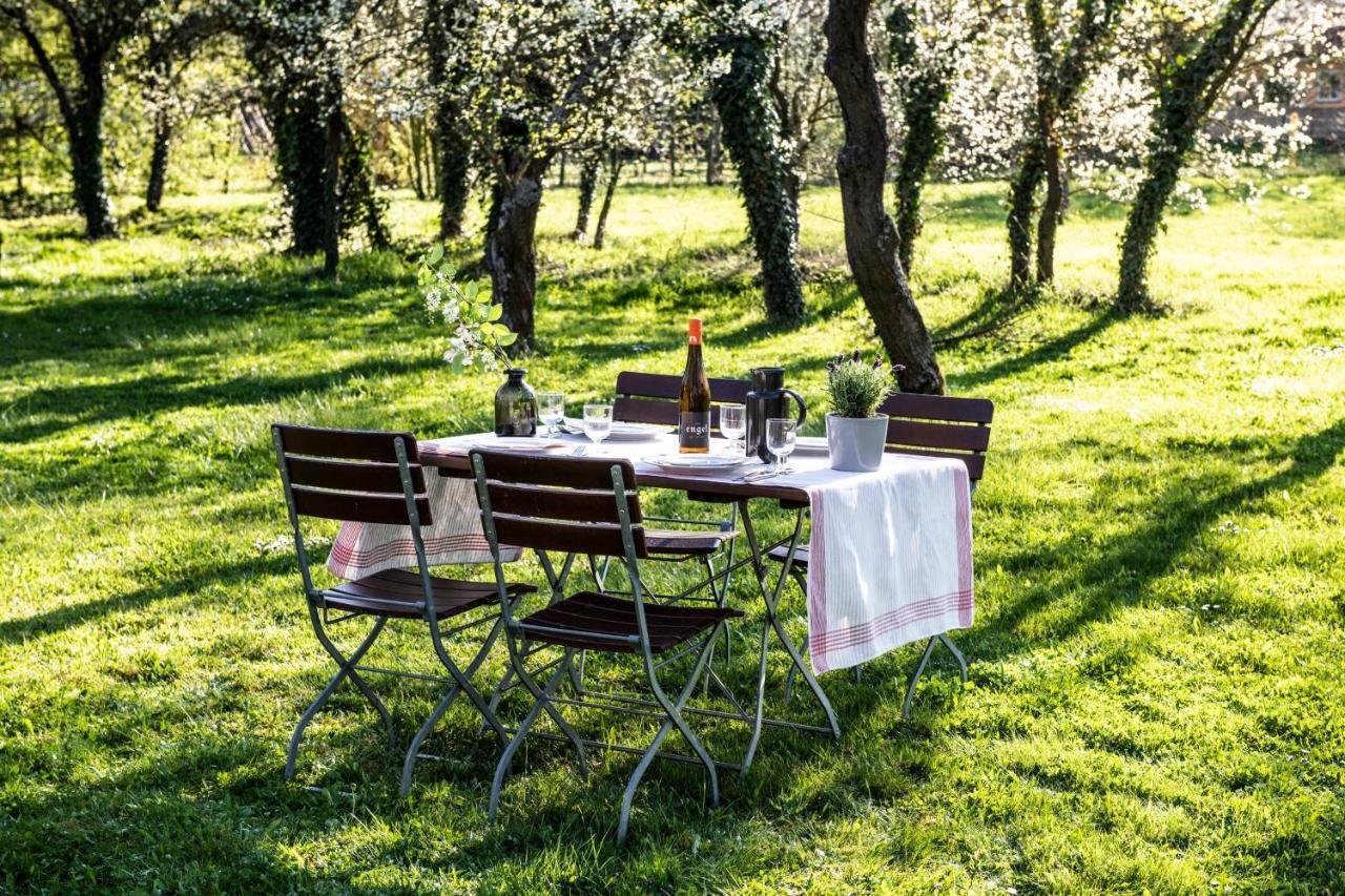 فندق Gasthaus Zum Schwan Castell المظهر الخارجي الصورة